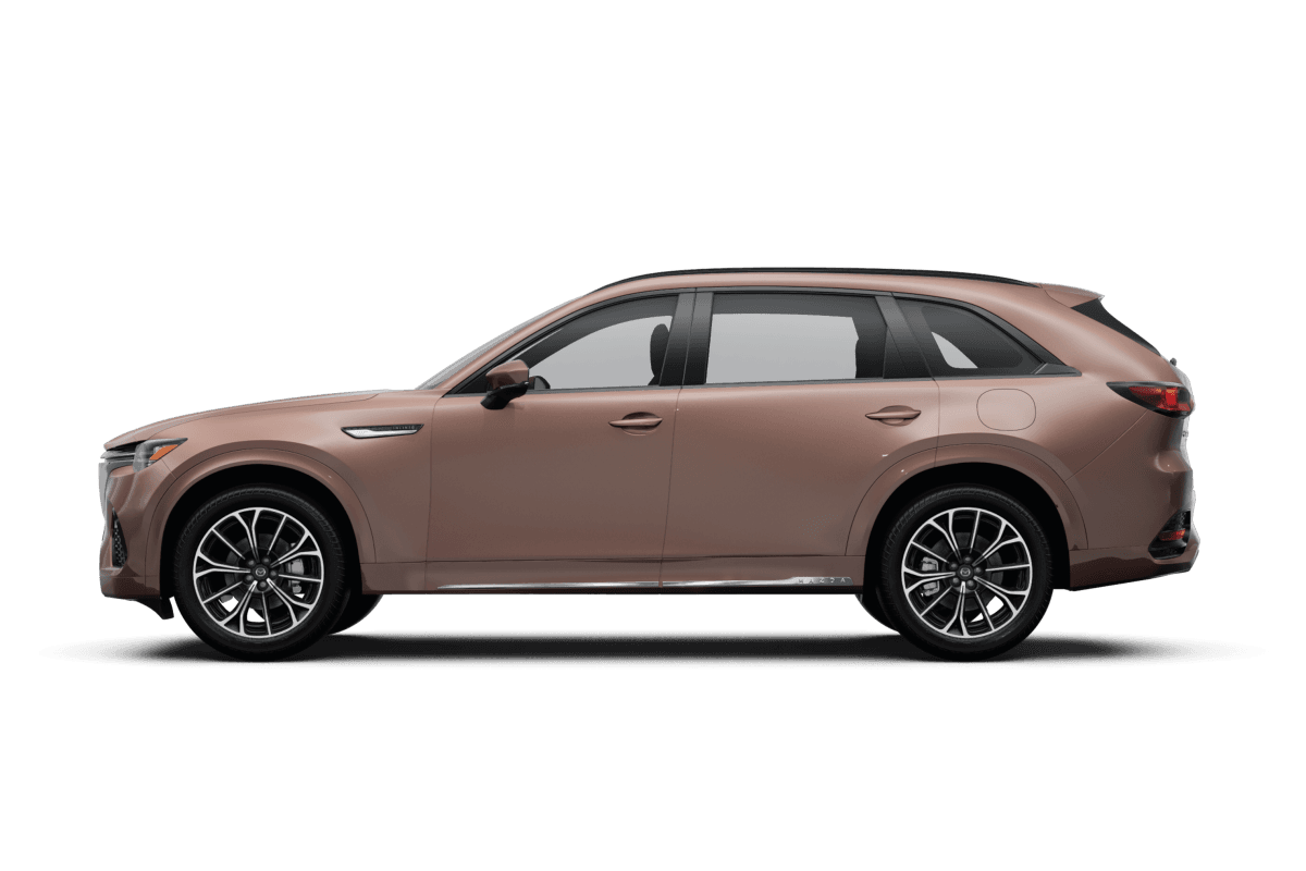 Mazda CX-70  - Side view Mazda CX-70  - Side view